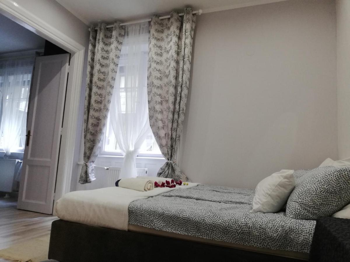 PANNONIA Budapest Center DELUXE Extérieur photo